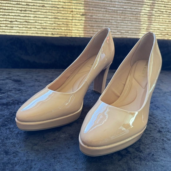 Anne Klein Cream Patent Heels - Picture 6 of 7